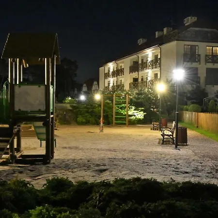 Plaza 7 - Nadmorska Rogowo *