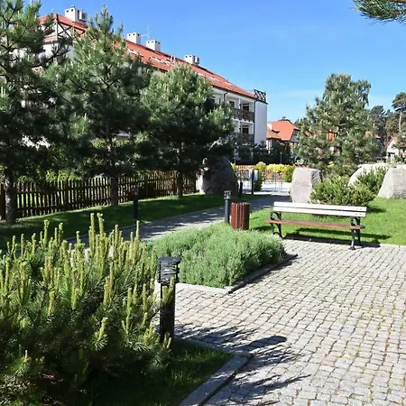 Plaza 7 - Nadmorska Rogowo *