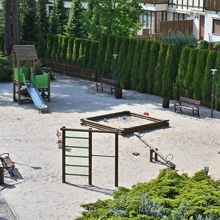 Plaza 7 - Nadmorska Rogowo